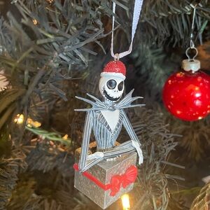 HALLMARK ORNAMENTS Jack Skellington Disney THE NIGHTMARE BEFORE CHRISTMAS